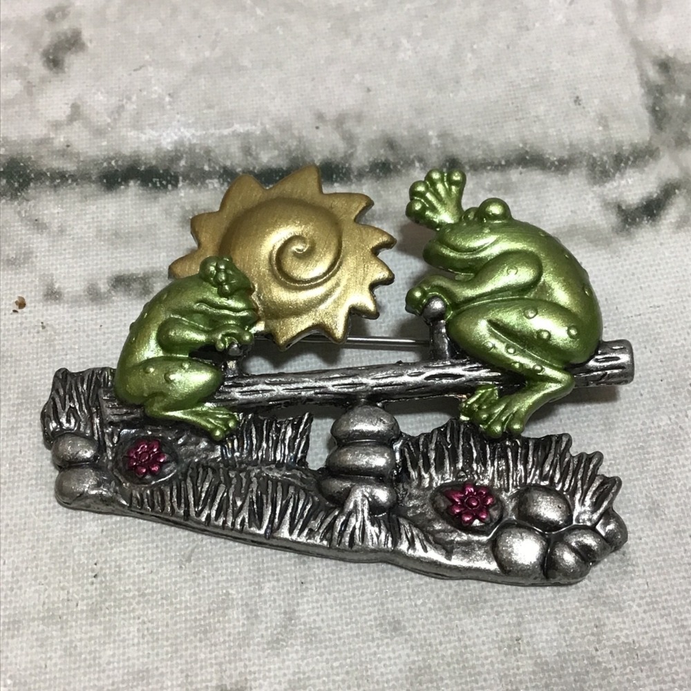 Frogs On A Seesaw DD Signed‎ Marked Pewter Brooch Pin
